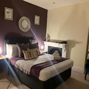 Beautiful 2 Bedroom In , Bath United Kingdom